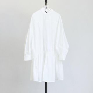 トゥデイフル(TODAYFUL)のStandcollar Gather Dress  "todayful"(ひざ丈ワンピース)