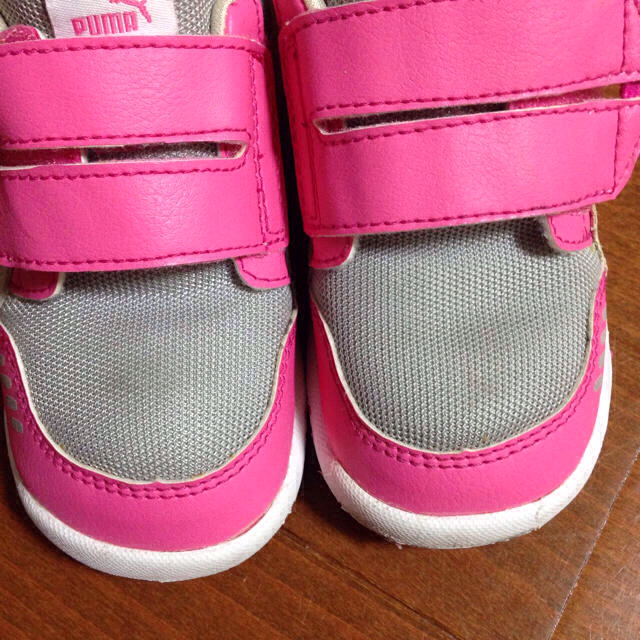 PUMA(プーマ)のPUMA子供靴 キッズ/ベビー/マタニティのキッズ靴/シューズ(15cm~)(その他)の商品写真