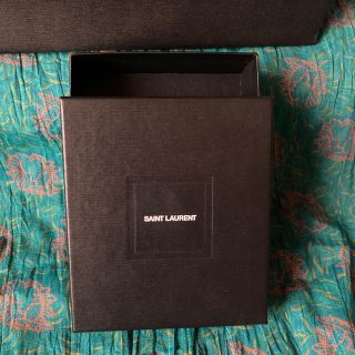 サンローラン(Saint Laurent)のサンローラン革小物　空箱他(ショップ袋)