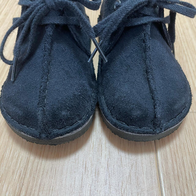 Clarks(クラークス)のクラークス　キッズ　デザートトレック　ブラック キッズ/ベビー/マタニティのベビー靴/シューズ(~14cm)(ブーツ)の商品写真