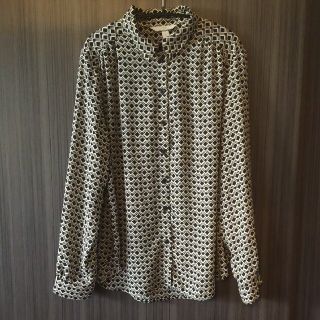 エイチアンドエム(H&M)の〈サイズEUR42P〉　フレア　ブラウス(シャツ/ブラウス(長袖/七分))