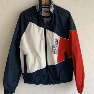 トミーヒルフィガー(TOMMY HILFIGER)のTOMMY HILFIGER ジャケット(ナイロンジャケット)