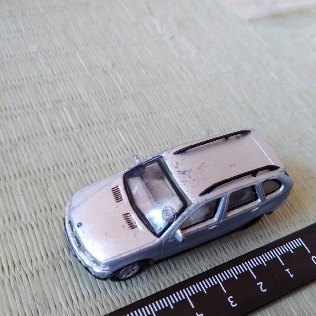 BMW(ビーエムダブリュー)のBMW X5 ミニカー エンタメ/ホビーのおもちゃ/ぬいぐるみ(ミニカー)の商品写真