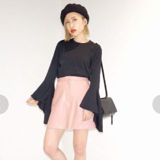 エモダ(EMODA)のEMODA FLARE CUFFロングトップス(カットソー(長袖/七分))