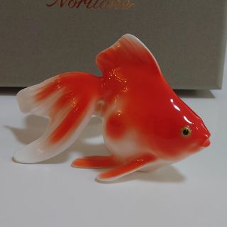 ノリタケ(Noritake)の(希少)　ノリタケ　金魚　箱付き(置物)