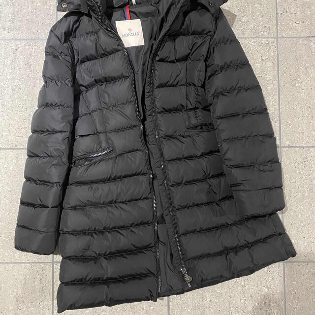 MONCLER(モンクレール)の専用モンクレール moncler charpal 美品12サイズ　ブラック レディースのジャケット/アウター(ダウンコート)の商品写真