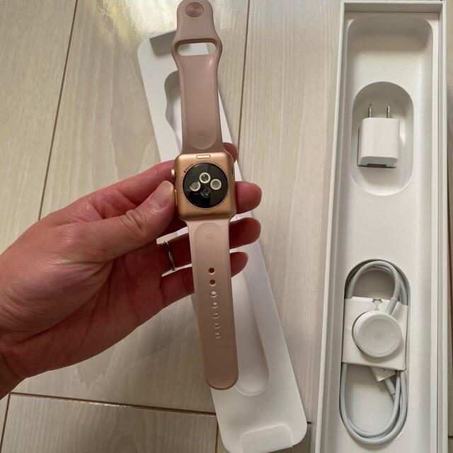 Apple Watch(アップルウォッチ)のAPPLE WATCH series3 38mm ピンクゴールド メンズの時計(腕時計(デジタル))の商品写真