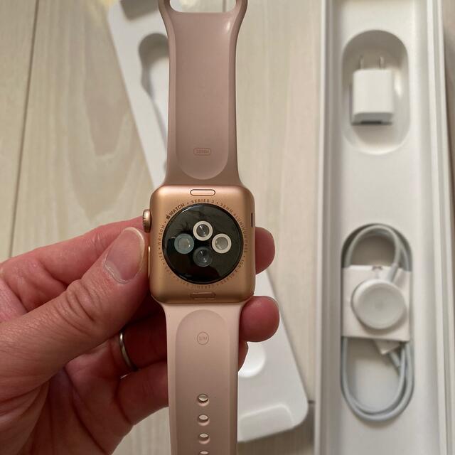Apple Watch(アップルウォッチ)のAPPLE WATCH series3 38mm ピンクゴールド メンズの時計(腕時計(デジタル))の商品写真
