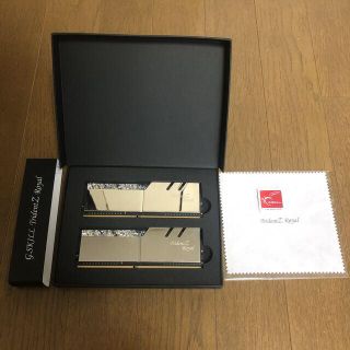 G.SKILL Trident Z Royal PC3200 8GB X 2枚(PCパーツ)