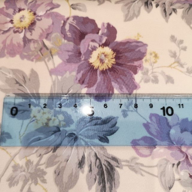 LAURA ASHLEY(ローラアシュレイ)のローラアシュレイ 生地　オックス　ピオニ　110×50cm ブルー ハンドメイドの素材/材料(生地/糸)の商品写真