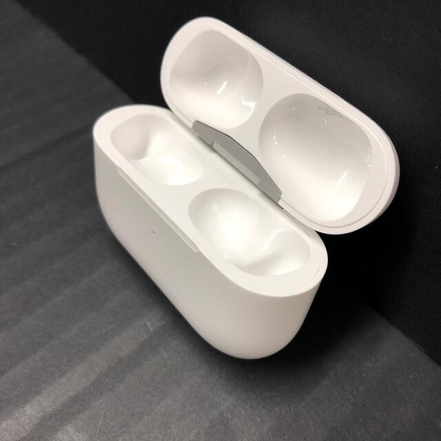 オンラインストア超特価 226 AirPods Pro MWP22J/A 美品