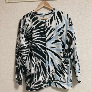 ZARA(トレーナー/スウェット)のフリマアイテム一覧 ZARA(トレーナー/スウェット)のフリマアイテム一覧