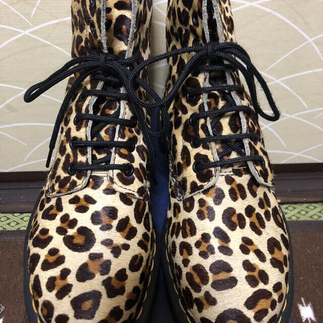 Dr.Martens - ⭐️最終セール⭐️Dr.マーチン ヒョウ柄 ハラコ 8ホール