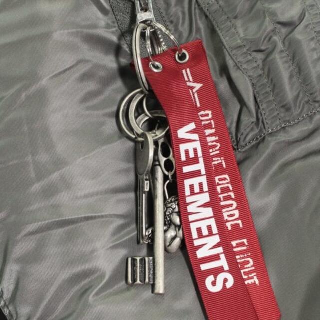 VETEMENTS ブルゾン メンズ