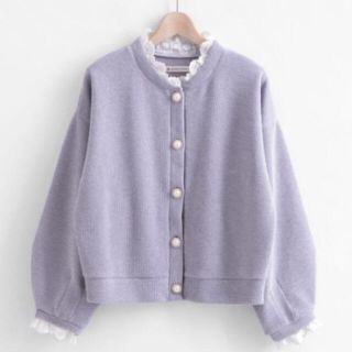 マジェスティックレゴン(MAJESTIC LEGON)の【MAJESTIC LEGON】ビッグパールボタンカーデ ラベンダー(カーディガン)