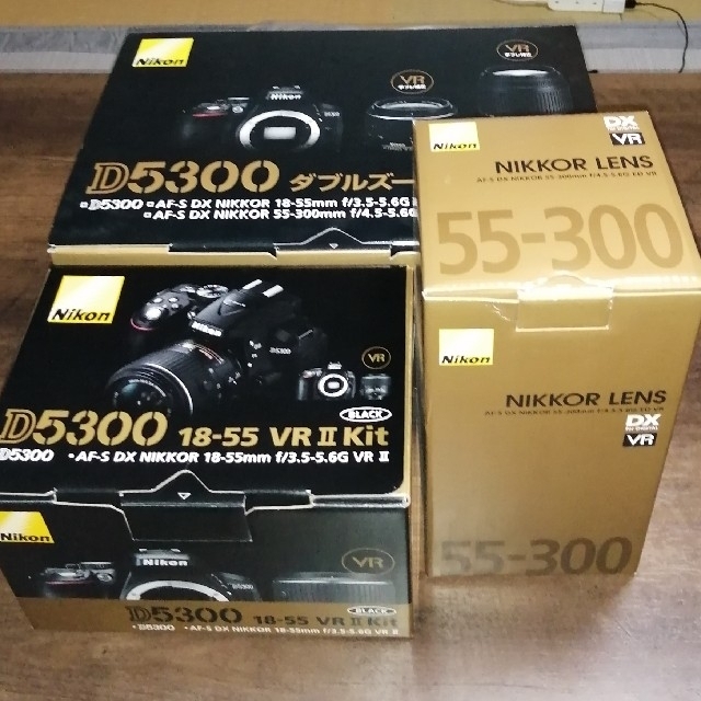 有SDXCカード対応Nikon D5300 ダブルズームキット BLACK　美品