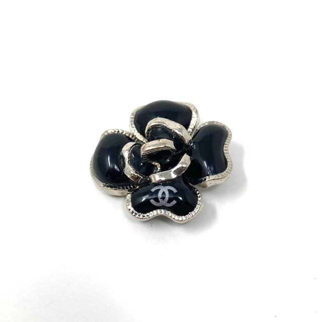 CHANEL(シャネル)の【刻印あり】シャネル リング カメリア【破損あり】 レディースのアクセサリー(リング(指輪))の商品写真