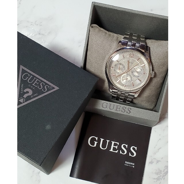 GUESS(ゲス)のGUESS ゲス ASSET アセット シルバー×ベージュ メンズ 腕時計 メンズの時計(腕時計(アナログ))の商品写真