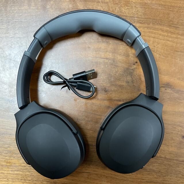 Skullcandy(スカルキャンディ)の¥12,000 Skullcandy Crusher EVO TrueBlack スマホ/家電/カメラのオーディオ機器(ヘッドフォン/イヤフォン)の商品写真