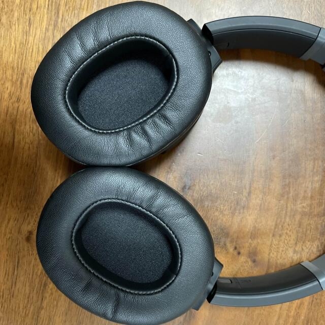 Skullcandy(スカルキャンディ)の¥12,000 Skullcandy Crusher EVO TrueBlack スマホ/家電/カメラのオーディオ機器(ヘッドフォン/イヤフォン)の商品写真