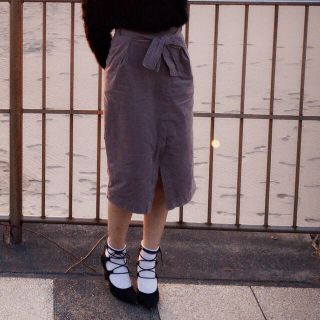 ダブルクローゼット(w closet)の【w closet】リボン付きタイトスカート(ひざ丈スカート)