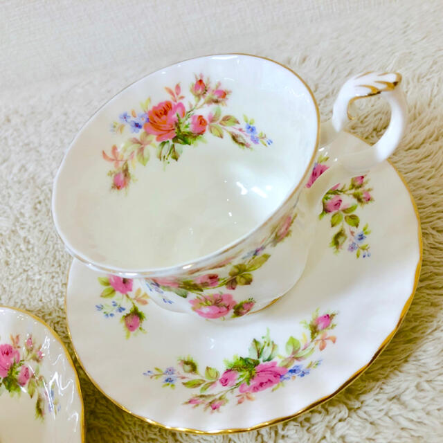 ROYAL ALBERT - 新品ロイヤルアルバートモスローズシリーズ ペアカップ ...