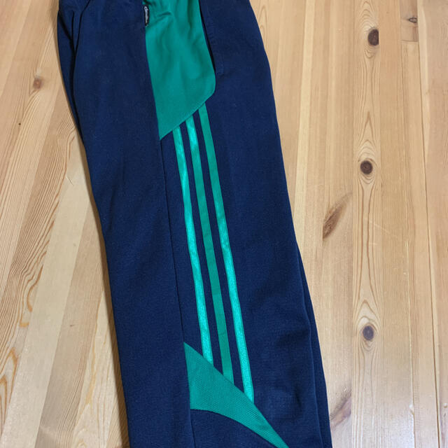 adidas(アディダス)のadidas アディダス ジャージ　パンツ　140 キッズ/ベビー/マタニティのキッズ服男の子用(90cm~)(パンツ/スパッツ)の商品写真