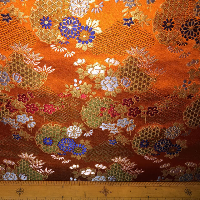 金欄　西陣織　仕覆　1尺 ハンドメイドの素材/材料(生地/糸)の商品写真