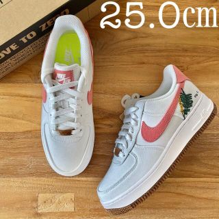 ナイキ(NIKE)の25.0㎝ NIKE エアフォース1 '07 SE ホワイト ピンク AF1(スニーカー)