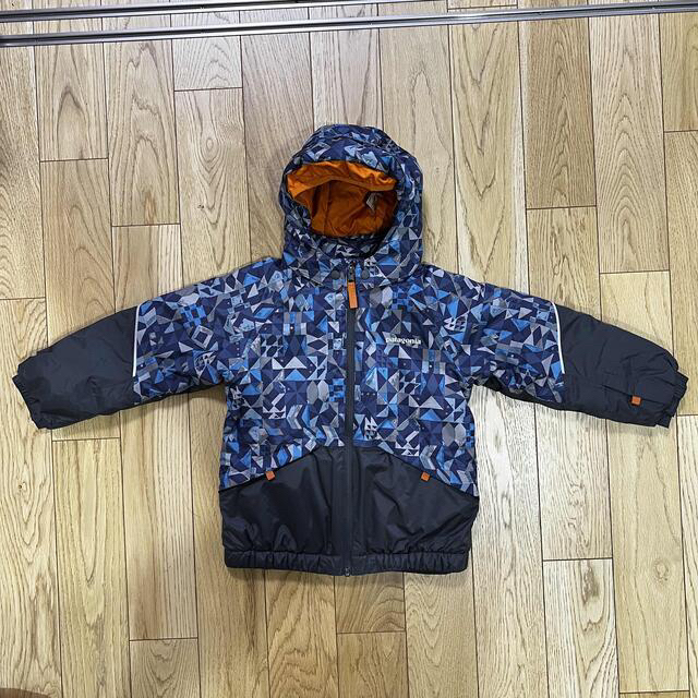 patagonia(パタゴニア)のPATAGONIA Baby Snow Pile Jkt & Bibsセット4T キッズ/ベビー/マタニティのキッズ服男の子用(90cm~)(その他)の商品写真