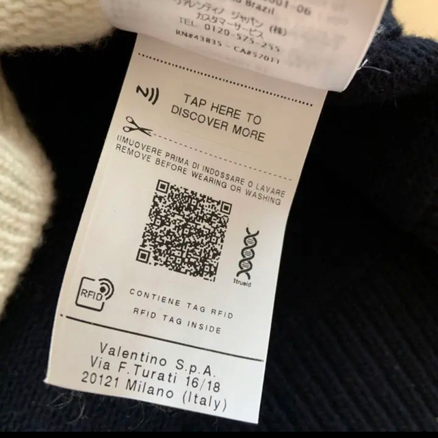 VALENTINO - 85%オフ!!!定価27万円☆ヴァレンティノ Vロゴニットの
