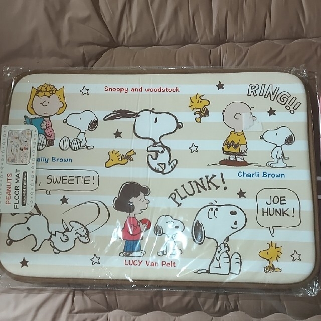 SNOOPY(スヌーピー)のスヌーピー マット エンタメ/ホビーのおもちゃ/ぬいぐるみ(キャラクターグッズ)の商品写真