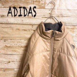 アディダス(adidas)の《Adidas》ワンポイントロゴ　長袖　中綿ジャケット　ベージュ　Mサイズ(ブルゾン)