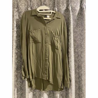 エイチアンドエイチ(H&H)のＨ＆Ｍ カーキシャツ(シャツ/ブラウス(長袖/七分))