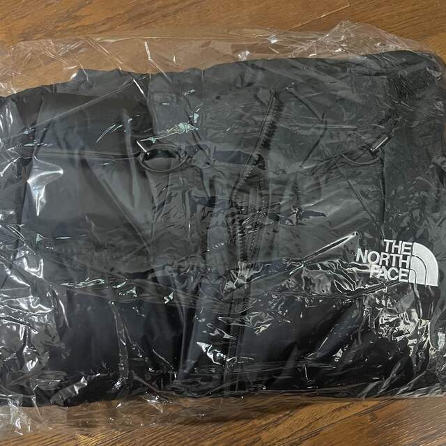 THE NORTH FACE Nuptse Jacket 1