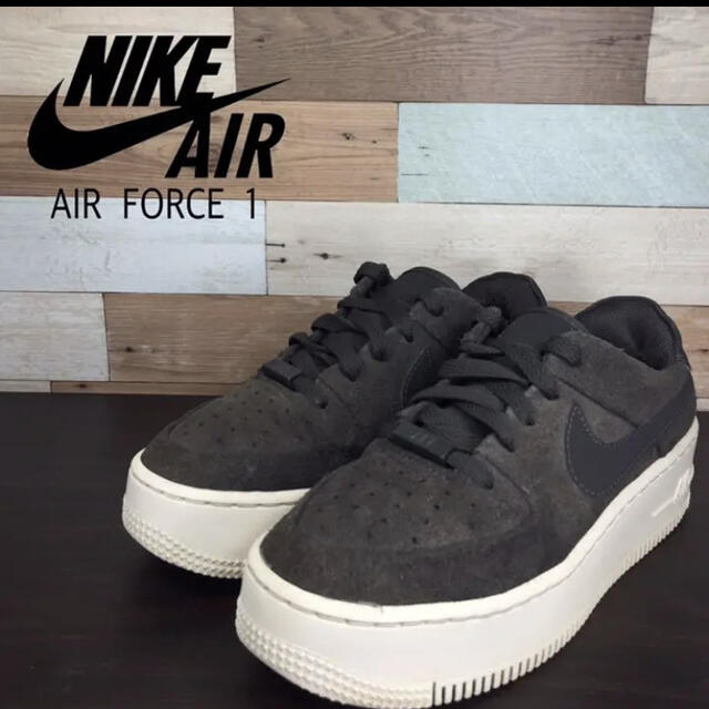 NIKE AIR FORCE 1 SAGE LOW 22.5cm