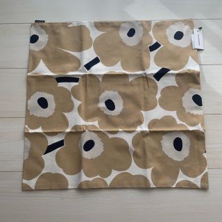 マリメッコ(marimekko)の正規品 新品 マリメッコ クッションカバー ベージュ 50×50(クッションカバー)