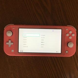 ニンテンドースイッチ(Nintendo Switch)のNintendo Switch NINTENDO SWITCH LITE コーラ(家庭用ゲーム機本体)