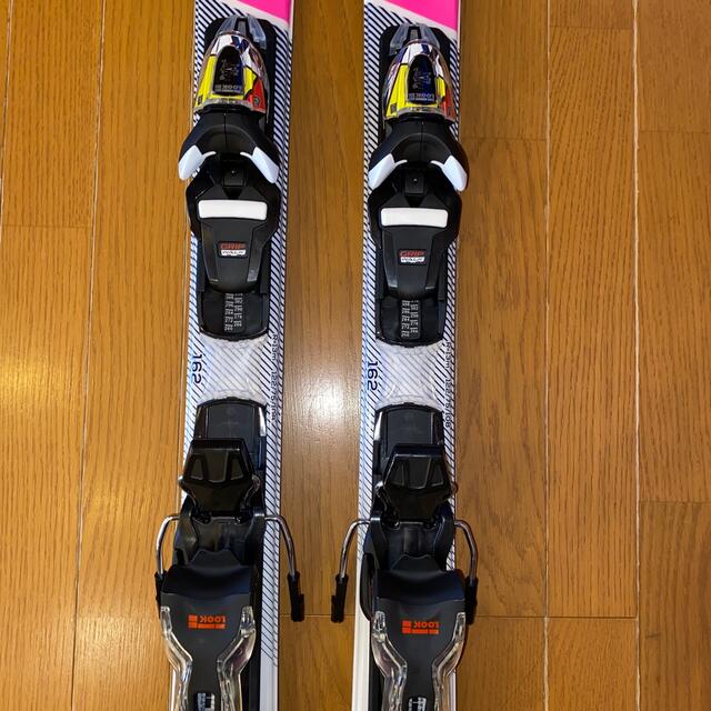 ROSSIGNOL(ロシニョール)のロシニョールデモデルタスキー板 新品.未使用 .無傷 162cm スポーツ/アウトドアのスキー(板)の商品写真