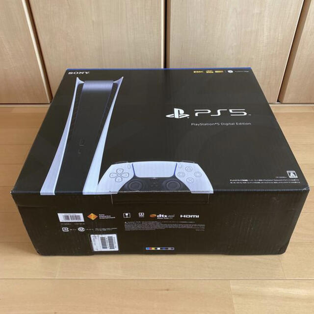 PlayStation(プレイステーション)のSONY PS5 Digital Edition CFI-1000B01 新品 エンタメ/ホビーのゲームソフト/ゲーム機本体(家庭用ゲーム機本体)の商品写真