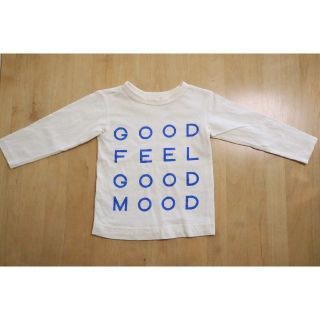 ブランシェス(Branshes)の美品★ブランシェス　おしゃれロンT＾＾　白ブルーロゴ(Tシャツ/カットソー)