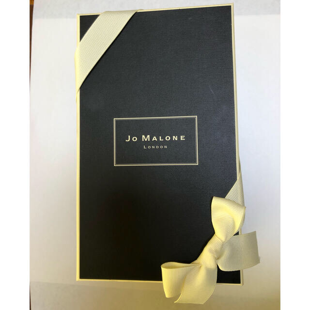 Jo Malone(ジョーマローン)のイングリッシュ ペアー ＆ フリージア セント サラウンド　ジョーマローン コスメ/美容のリラクゼーション(アロマディフューザー)の商品写真