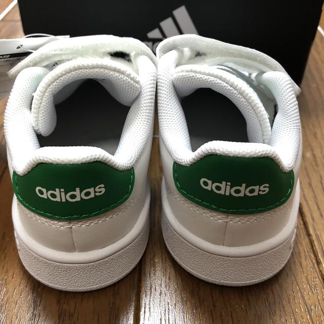 adidas(アディダス)の値下げ＊新品 アディダス スニーカー 13cm キッズ/ベビー/マタニティのベビー靴/シューズ(~14cm)(スニーカー)の商品写真