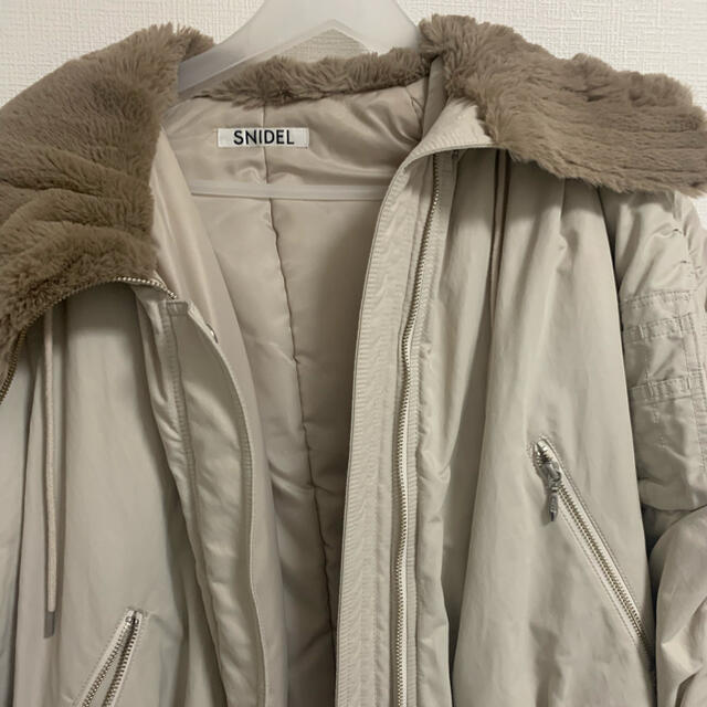 SNIDEL(スナイデル)のスナイデル　デザインMA-1 レディースのジャケット/アウター(ブルゾン)の商品写真