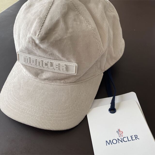 MONCLER(モンクレール)のMONCLER ﾆｯﾄ帽 ｷｬｯﾌﾟ メンズの帽子(ニット帽/ビーニー)の商品写真