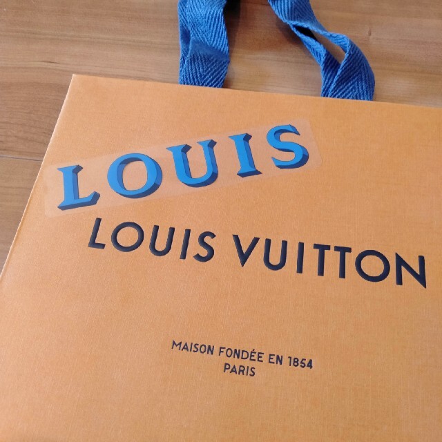LOUIS VUITTON(ルイヴィトン)のルイ ヴィトン　ショッパー＆ステッカー レディースのバッグ(ショップ袋)の商品写真