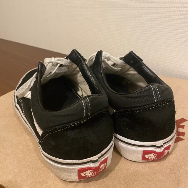 VANS(ヴァンズ)のバンズ オールド スクール ブラック ホワイト レディースの靴/シューズ(スニーカー)の商品写真