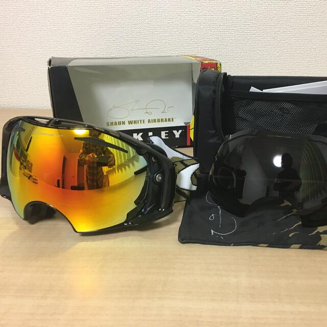 Oakley(オークリー)の新品　オークリー ゴーグル  AIRBRAKE エアブレイク　ショーンモデル スポーツ/アウトドアのスノーボード(ウエア/装備)の商品写真