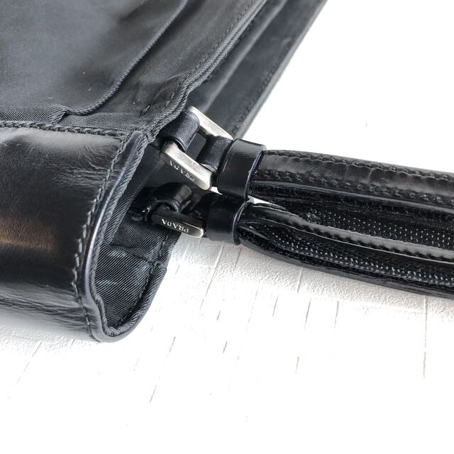 PRADA(プラダ)のPRADA プラダ トートバッグ ナイロン レザー ブラック 黒　三角プレート　 レディースのバッグ(ショルダーバッグ)の商品写真