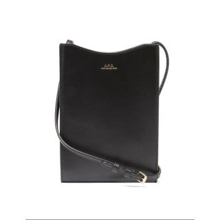 A.P.C(ボディバッグ/ウエストポーチ)のフリマアイテム一覧 A.P.C(ボディバッグ/ウエストポーチ)のフリマアイテム一覧